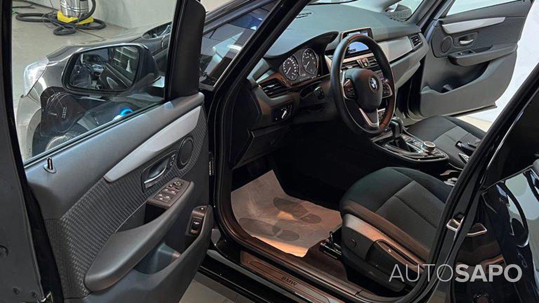 BMW Série 2 Active Tourer 225 xe Line Sport de 2020