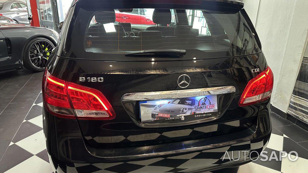 Mercedes-Benz Classe B 180 BlueEfficiency de 2015