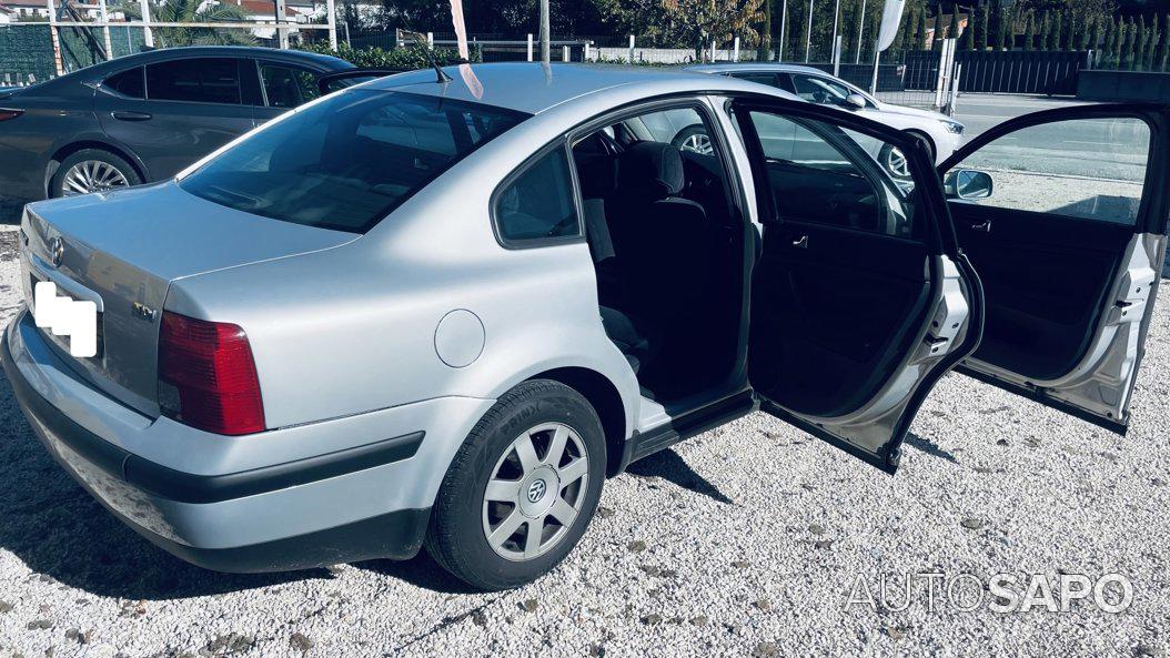 Volkswagen Passat 1.9 TDi Confortline de 1997