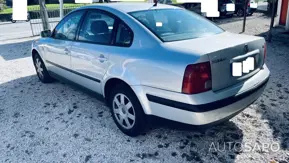 Volkswagen Passat 1.9 TDi Confortline de 1997