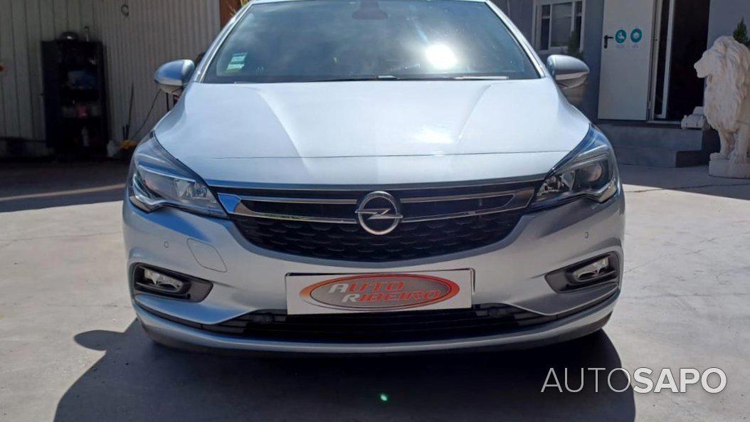 Opel Astra de 2016