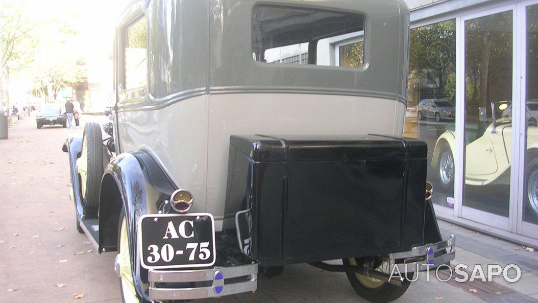 Ford A Tudor de 1930