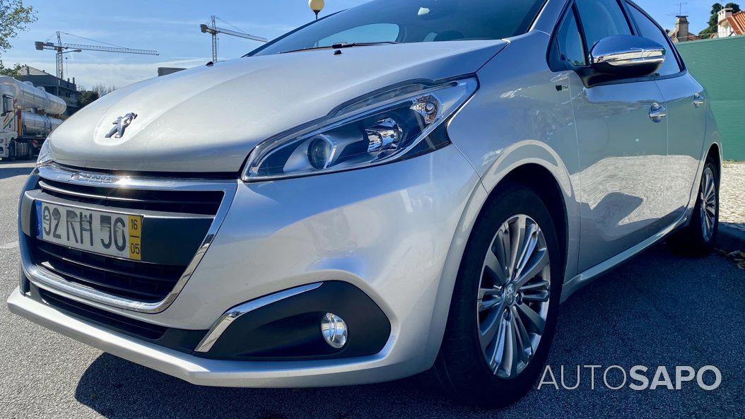 Peugeot 208 1.2 PureTech Style de 2016