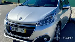 Peugeot 208 1.2 PureTech Style de 2016