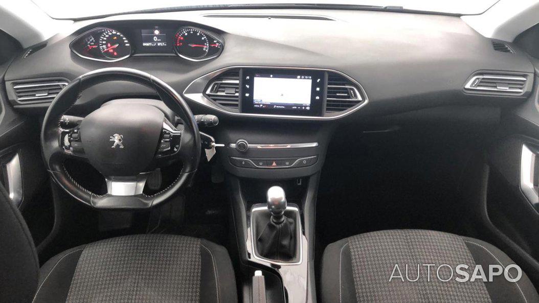 Peugeot 308 1.2 PureTech Active Pack de 2019