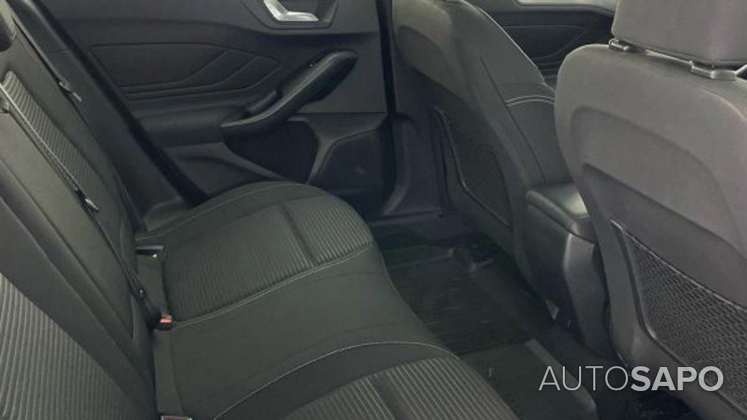 Ford Focus 1.0 EcoBoost Titanium de 2022