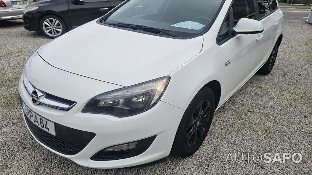 Opel Astra 1.6 CDTi Active-Select de 2014