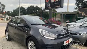 Kia Rio de 2015