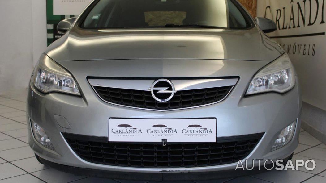 Opel Astra 1.3 CDTi Enjoy S/S J16 de 2011