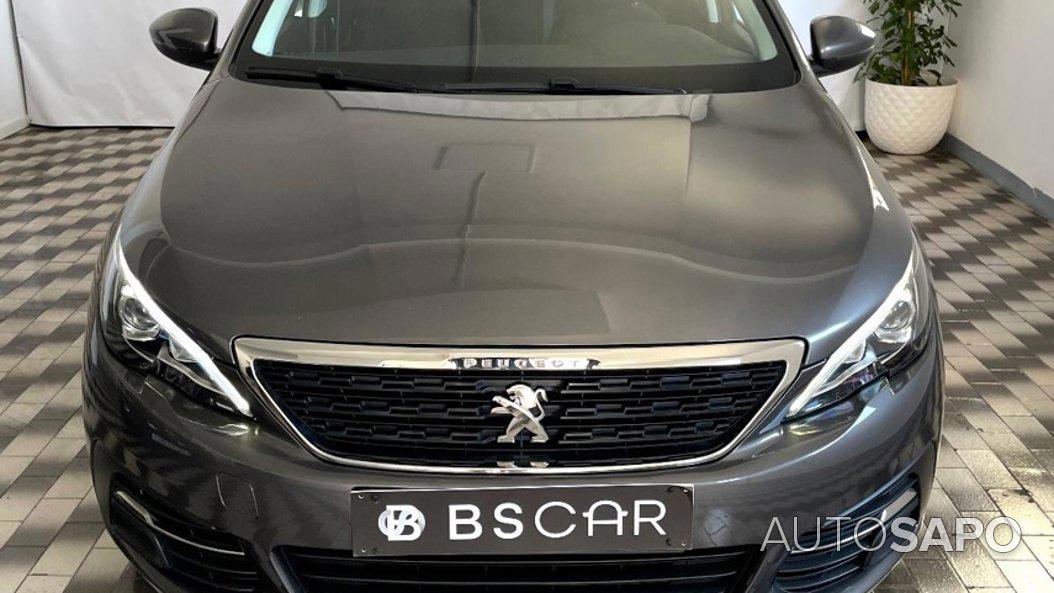 Peugeot 308 1.2 PureTech Allure de 2019