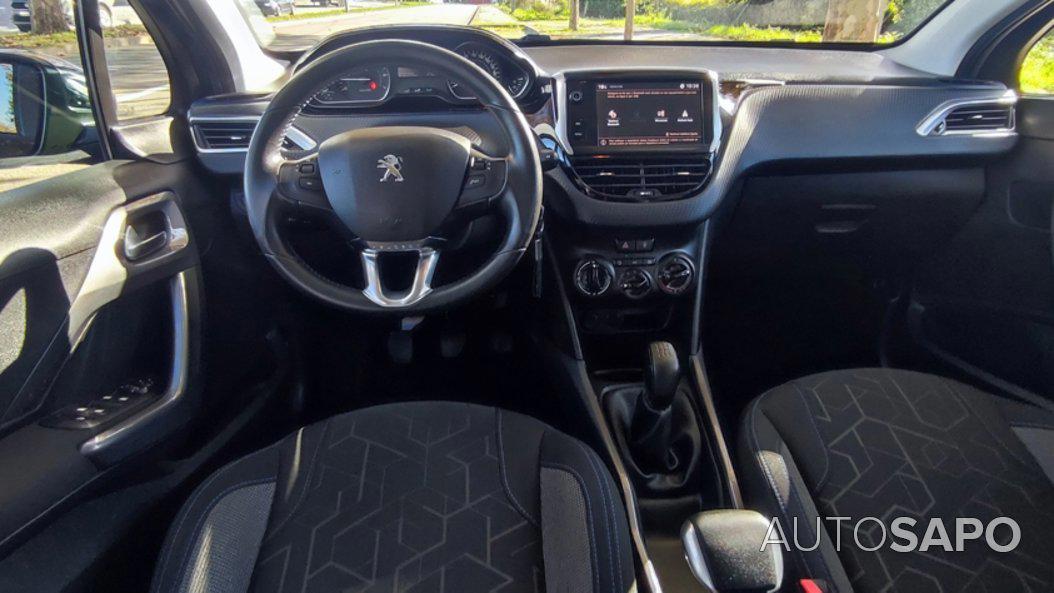 Peugeot 2008 1.2 PureTech Style de 2019