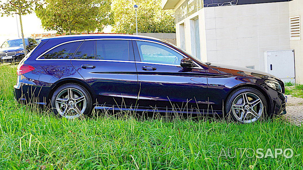 Mercedes-Benz Classe C 300 de AMG Line de 2020