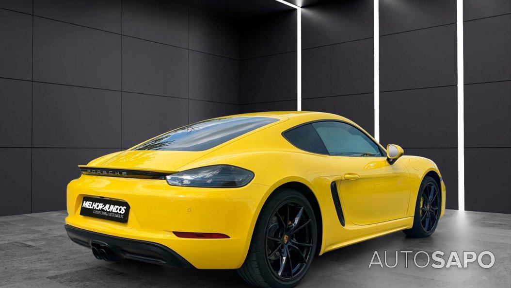 Porsche Cayman de 2019