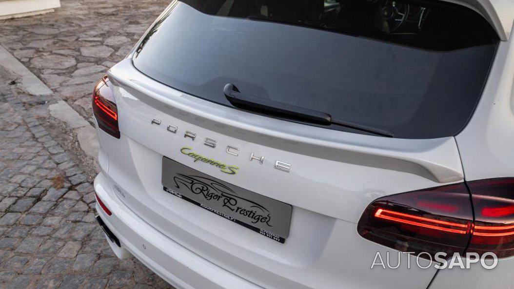 Porsche Cayenne S E-Hybrid de 2016