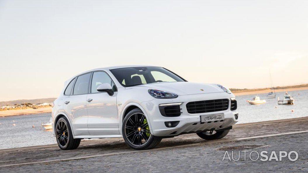 Porsche Cayenne S E-Hybrid de 2016