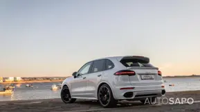 Porsche Cayenne S E-Hybrid de 2016