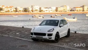 Porsche Cayenne S E-Hybrid de 2016