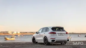 Porsche Cayenne S E-Hybrid de 2016