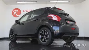 Peugeot 208 de 2014