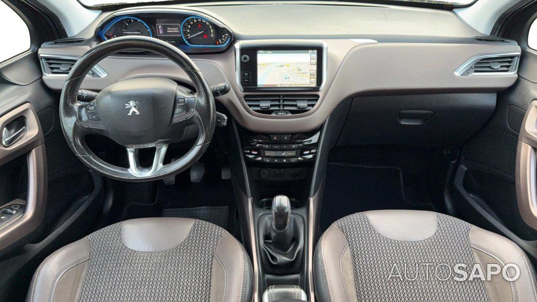 Peugeot 2008 1.2 PureTech Style de 2013