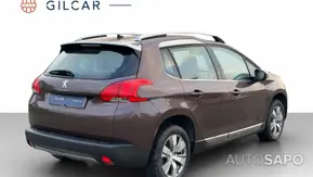 Peugeot 2008 1.2 PureTech Style de 2013