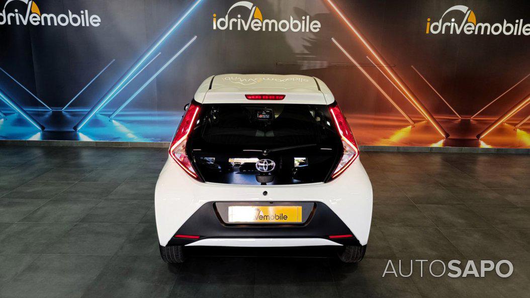 Toyota Aygo 1.0 X-Play de 2021