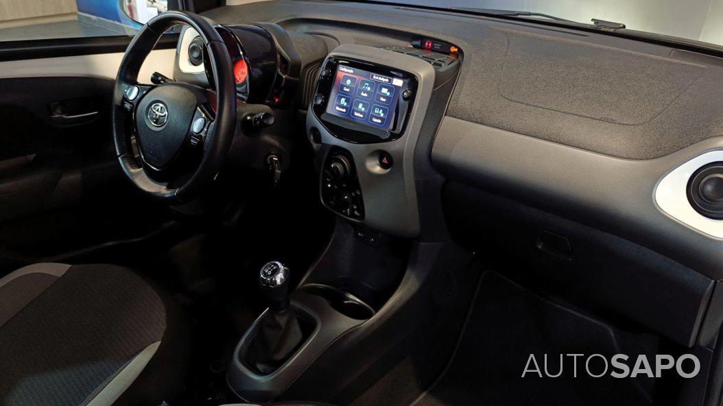 Toyota Aygo 1.0 X-Play de 2021