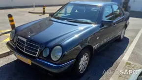 Mercedes-Benz Classe E 220 CDi Elegance de 1999