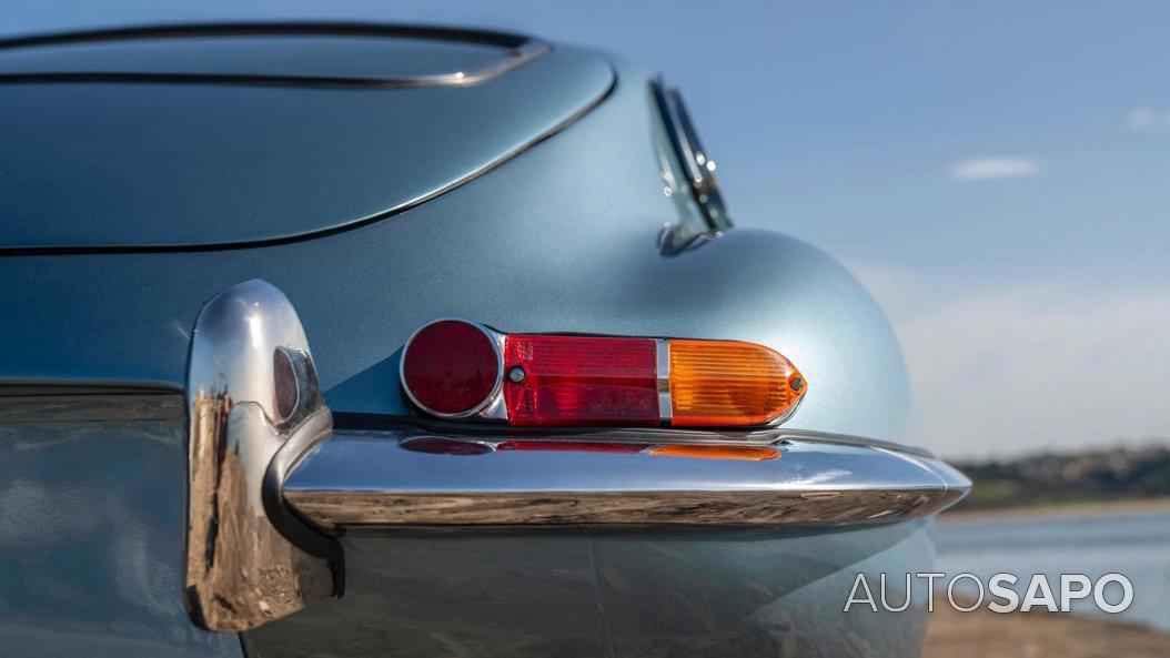 Jaguar E-Type Série 1 4.2 L de 1965