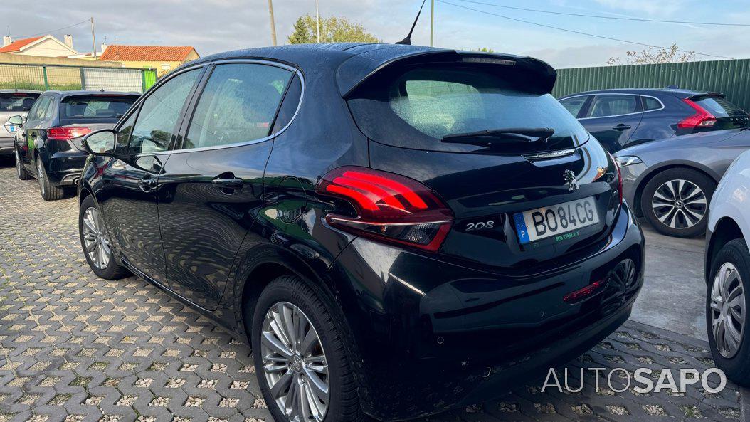 Peugeot 208 de 2015