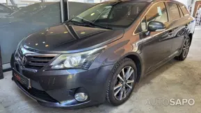 Toyota Avensis de 2012