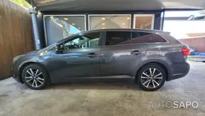 Toyota Avensis de 2012