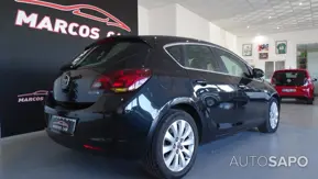 Opel Astra de 2012