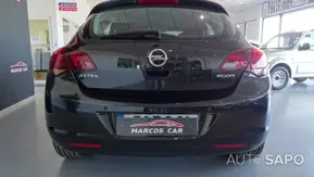 Opel Astra de 2012