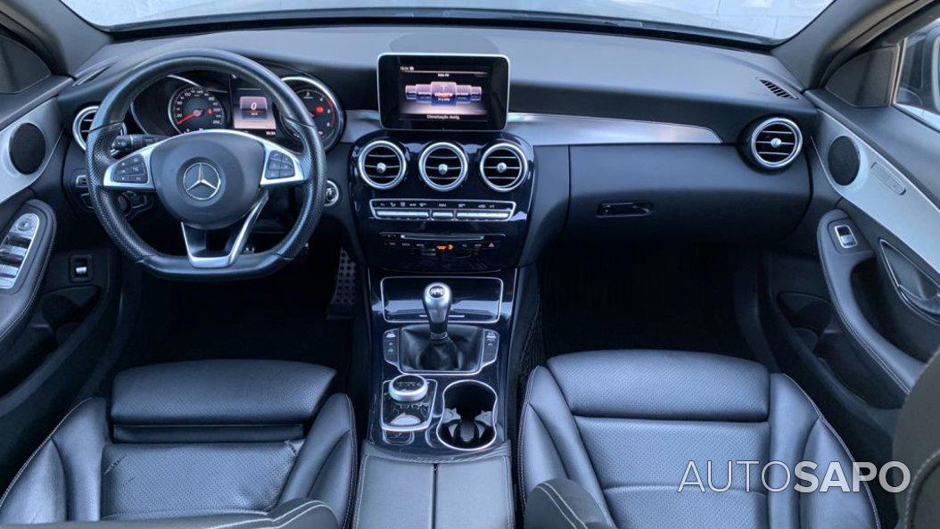 Mercedes-Benz Classe C 180 d AMG Line de 2017