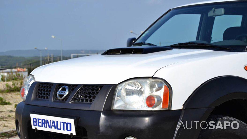 Nissan NP300 2.5 DDTi CD S 4WD de 2010