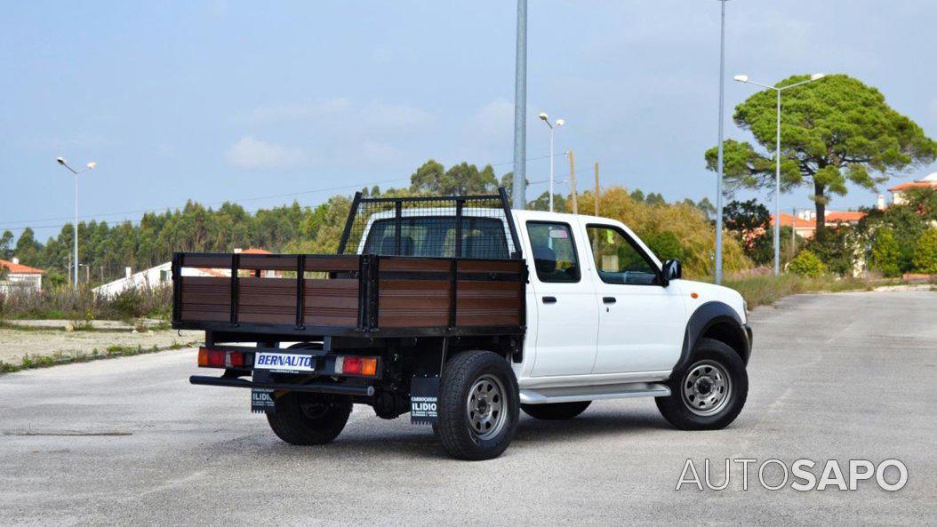 Nissan NP300 2.5 DDTi CD S 4WD de 2010