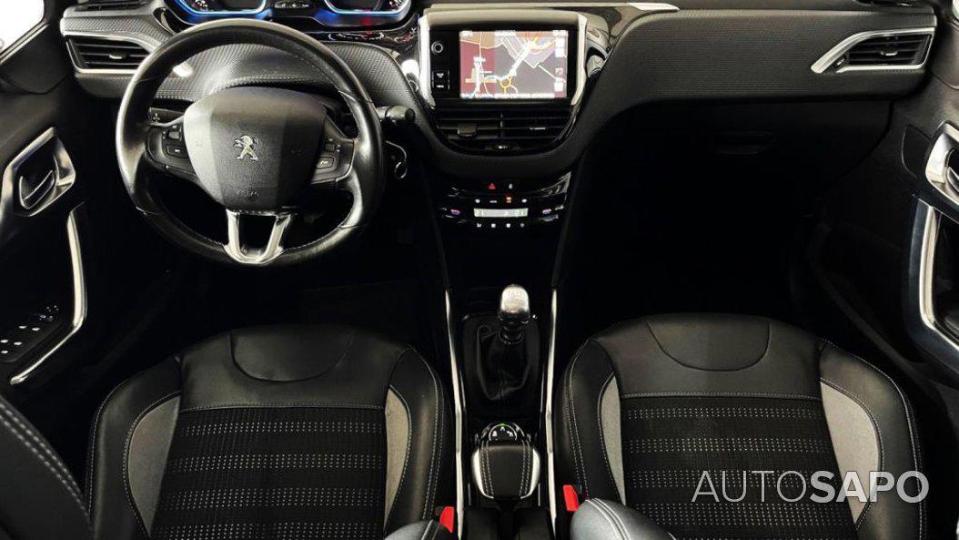 Peugeot 2008 1.6 e-HDi Allure de 2014