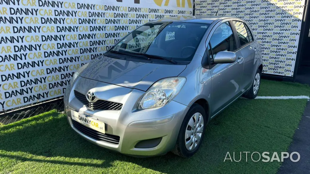 Toyota Yaris 1.3 VVT-i Sol High Pack