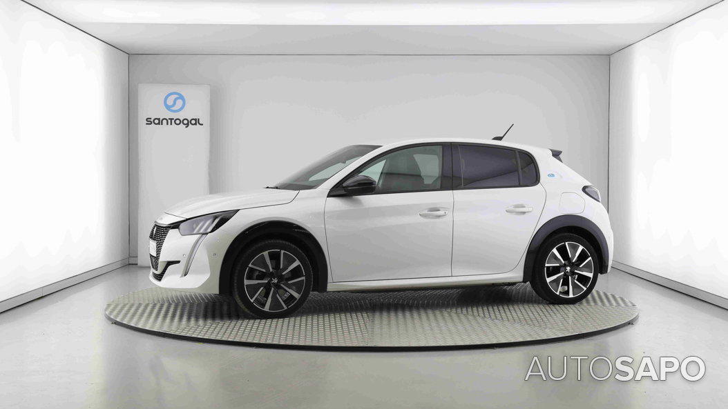 Peugeot E-208 GT de 2021