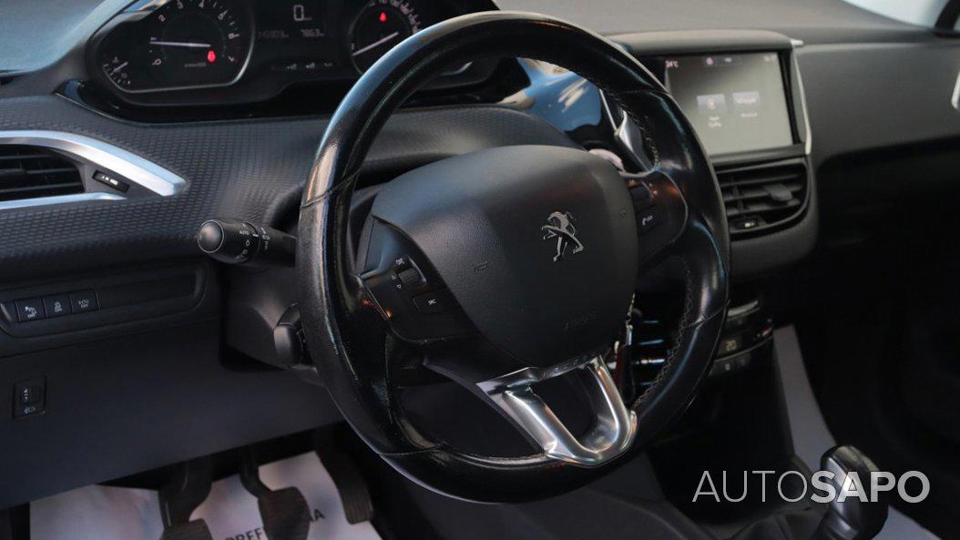 Peugeot 208 1.2 PureTech Allure de 2016