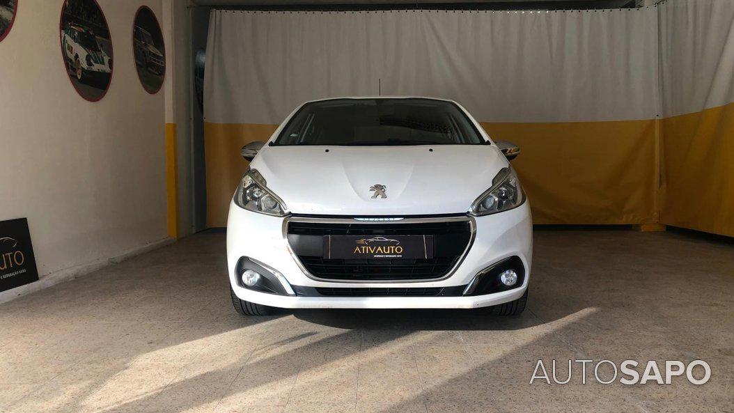 Peugeot 208 1.2 PureTech Style de 2016