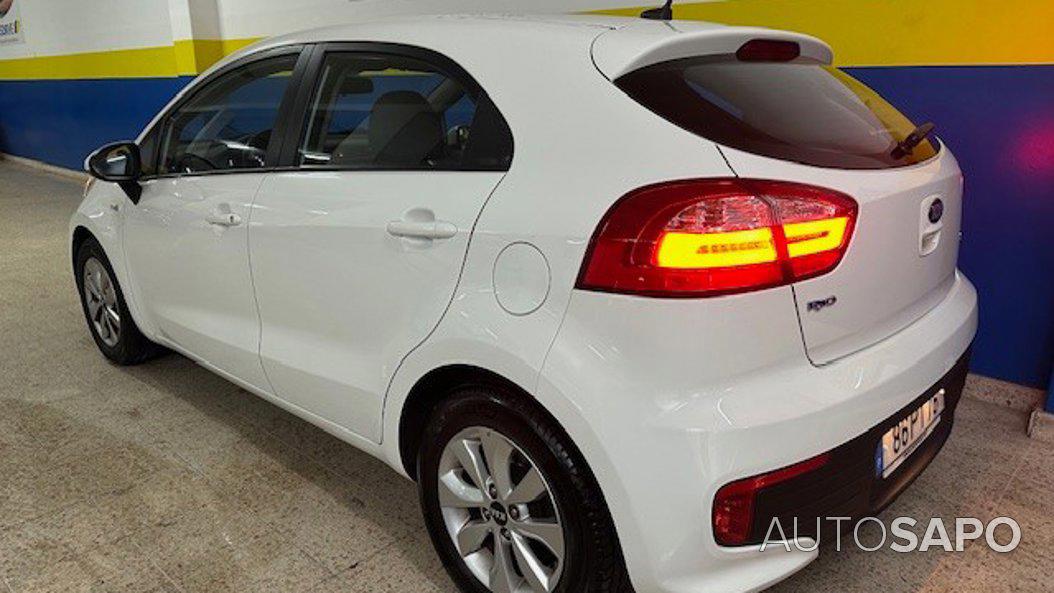 Kia Rio 1.1 CRDi Prime Edition de 2015