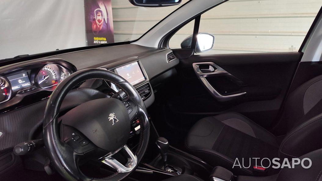 Peugeot 2008 1.2 PureTech Allure EAT6 de 2018