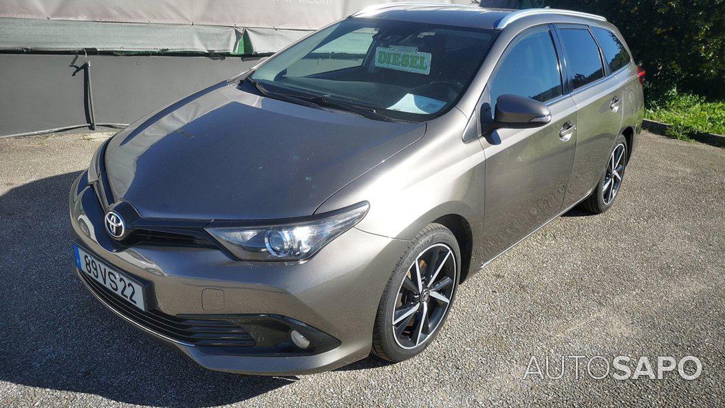 Toyota Auris 1.4 D-4D Comfort+Pack Techno de 2018