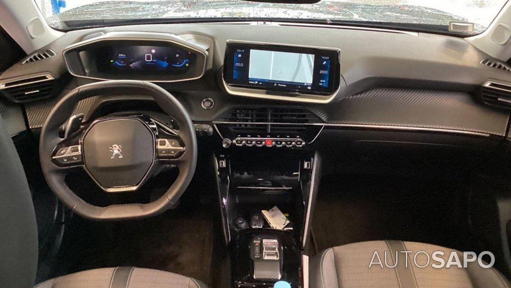 Peugeot 2008 1.2 PureTech Allure Pack EAT8 de 2022