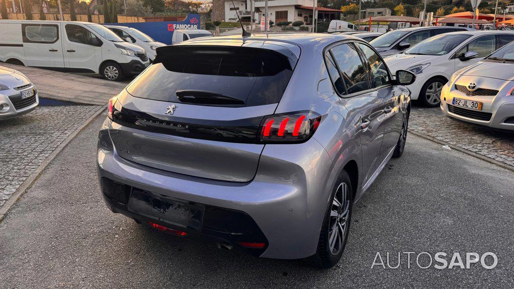 Peugeot 208 1.2 PureTech Allure de 2021