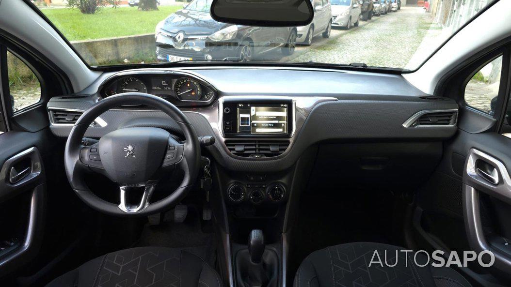 Peugeot 2008 1.2 PureTech Style de 2014