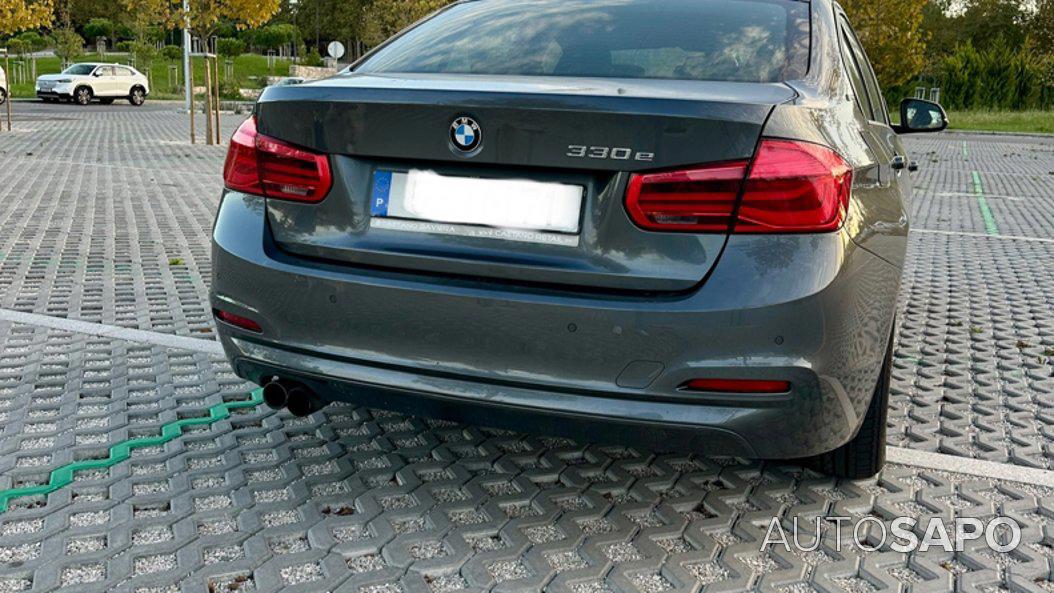 BMW Série 3 330 e iPerfomance Line Sport de 2017