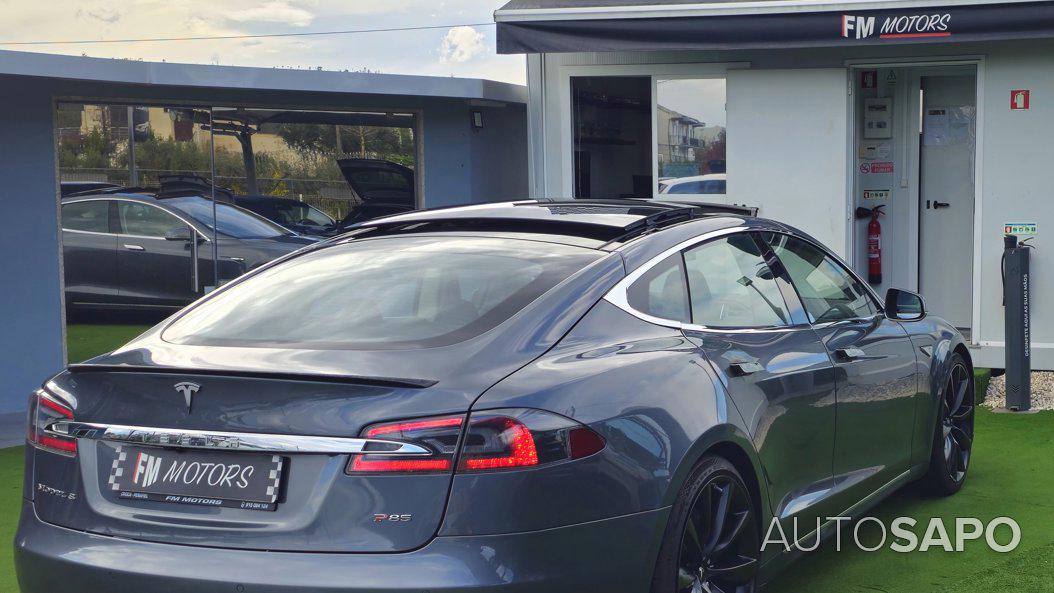 Tesla Model S 85 Perfomance de 2014